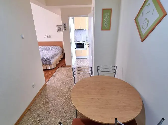 Asen 36 Appartamento *